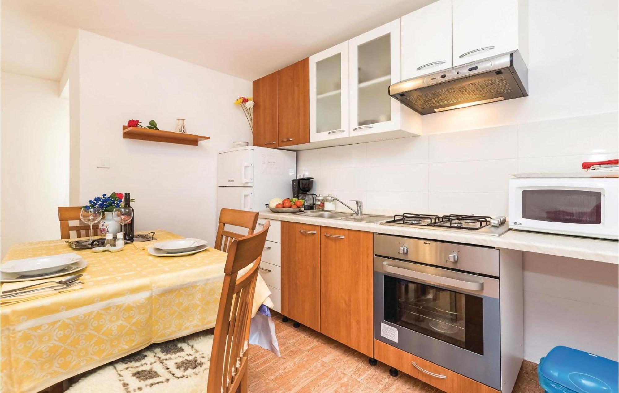 Awesome Apartment In Senj With Wifi 외부 사진