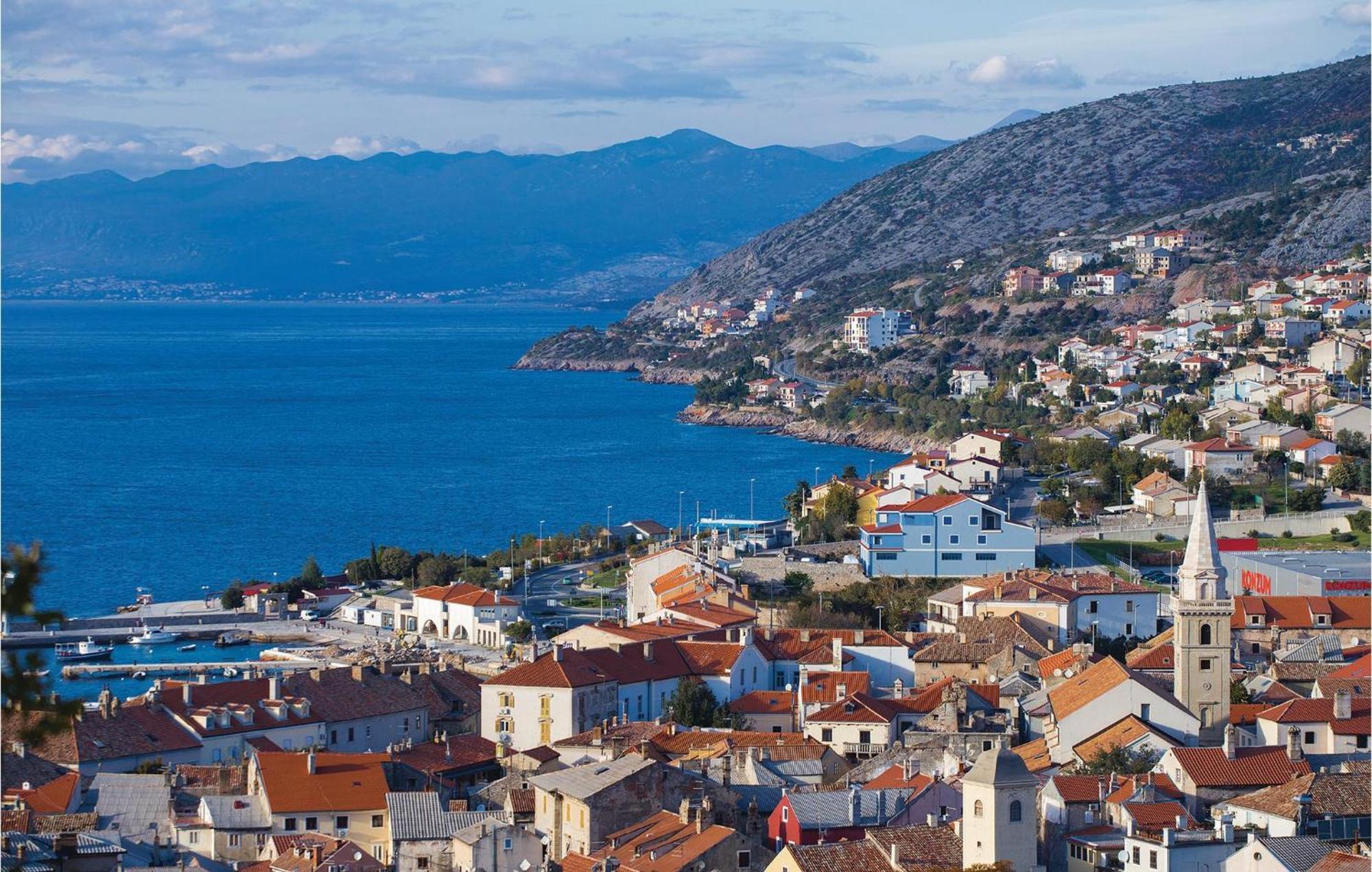 Awesome Apartment In Senj With Wifi 외부 사진